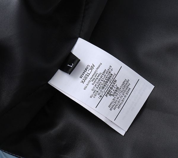 ブランドジャケット全体デザイン